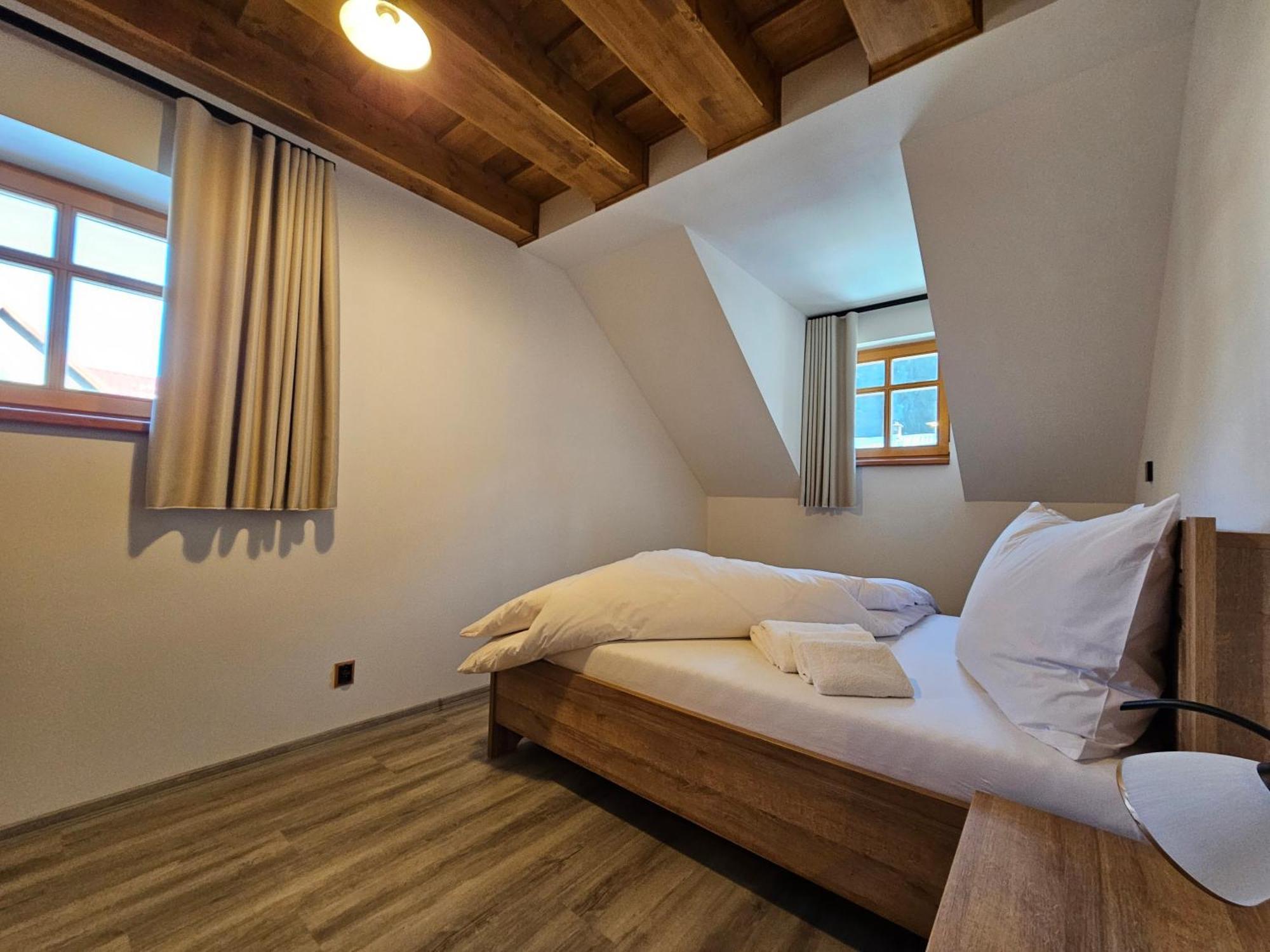 Apartmany Jezerne Вельке-Карловице Экстерьер фото